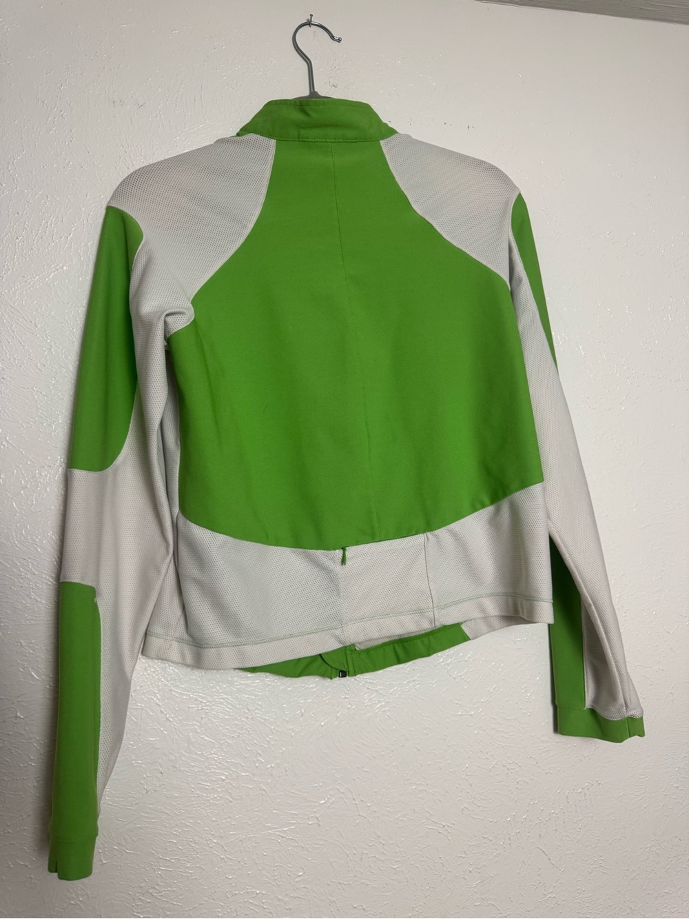 NIKE Bright Green & White Running Jacket - Picture 7 of 9